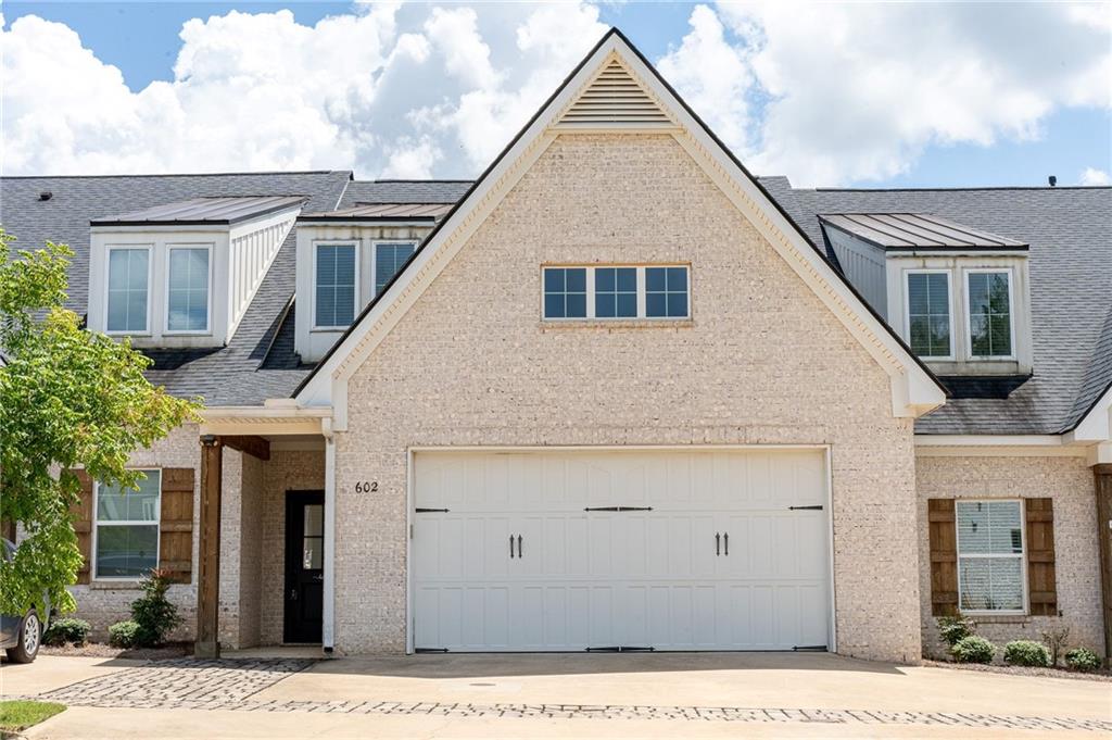 Thornberry Dr, Auburn, AL 36830