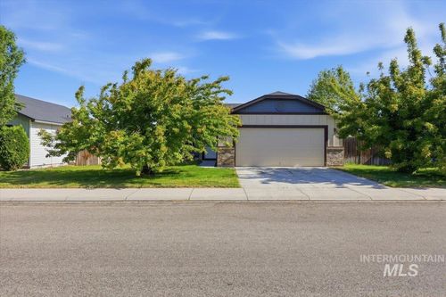 8556 W Snohomish St, Boise, ID, 83709-5917 | Card Image