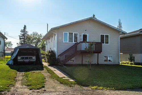 25-320 7 Avenue Ne, Three Hills, AB, T0M2A0 | Card Image