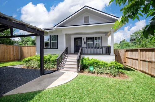 1102 Bingham St, Houston, TX, 77007-4212 | Card Image