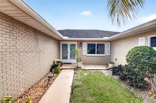 10982 Greentrail Dr S, Boynton Beach, FL, 33436-4924 | Card Image