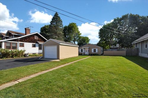 115 Grant St, BARRINGTON, IL, 60010-3001 | Card Image