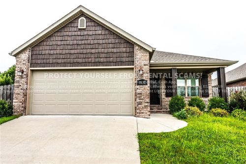 3532 W Foxtail Lily Ln, Fayetteville, AR, 72704-5014 | Card Image