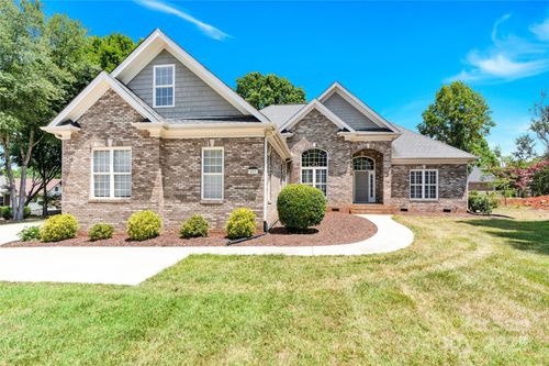 267 Spring Run Dr, Mooresville, NC, 28117-8133 | Card Image