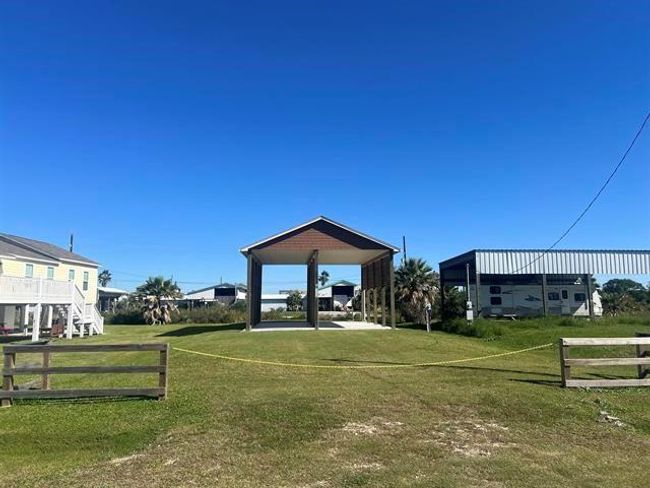 1112 N Monkhouse Dr, Home with 0 bedrooms, 0 bathrooms and null parking in Crystal Beach TX | Image 14
