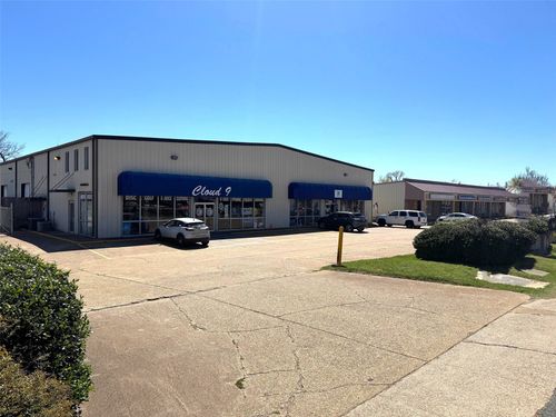 2060 E Texas St, Bossier City, LA, 71111-3844 | Card Image