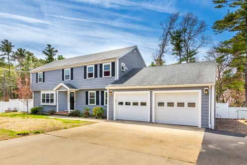 2 Fairway Dr, Buzzards Bay, MA, 02532-4821 | Card Image