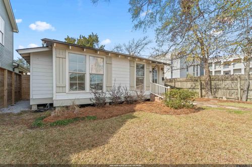 546 Moore St, Baton Rouge, LA, 70806-5836 | Card Image