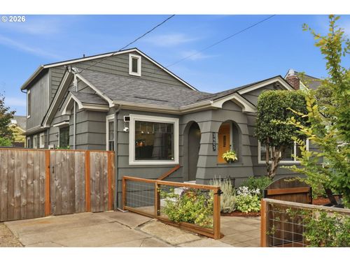 3405 Ne 14th Ave, Portland, OR, 97212-2216 | Card Image