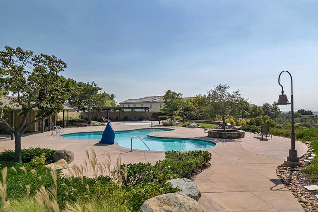 Swimming Pool/Hot Tub/Sauna | Image 34