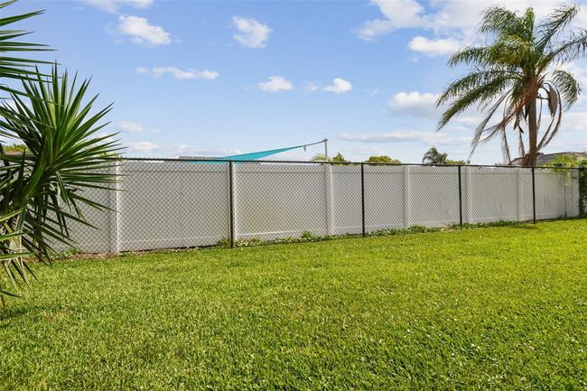 7923 Radcliffe Cir, House other with 2 bedrooms, 2 bathrooms and null parking in PORT RICHEY FL | Image 51