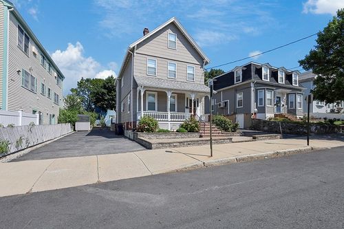 61 Everett St, Everett, MA, 02149-1101 | Card Image