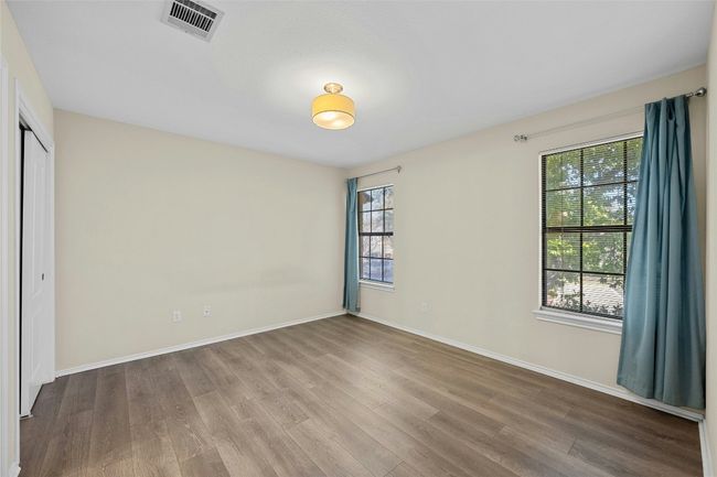 Primary bedroom suite with 2 closets | Image 11