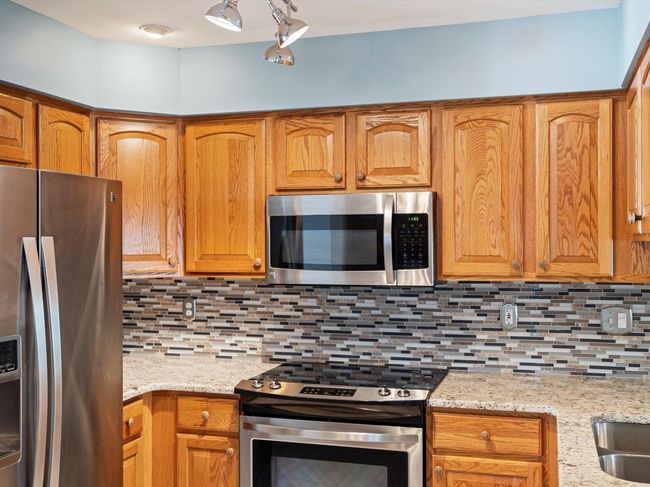 41615 Westmeath Cir, House other with 3 bedrooms, 2 bathrooms and null parking in Clinton Twp MI | Image 11