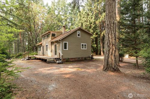 3221 Brooks Hill Rd, Langley, WA, 98260-9782 | Card Image