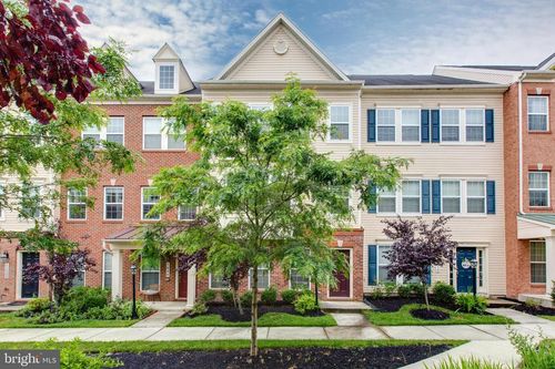 7048 Foxton Way, HANOVER, MD, 21076-2111 | Card Image