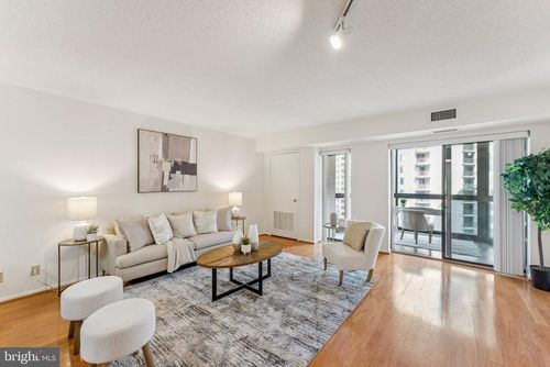 apt-1516-900 N Stafford St, ARLINGTON, VA, 22203-4133 | Card Image