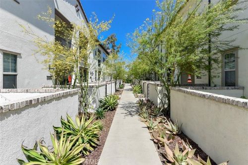 1012 El Paseo, Foothill Ranch, CA, 92610-2871 | Card Image