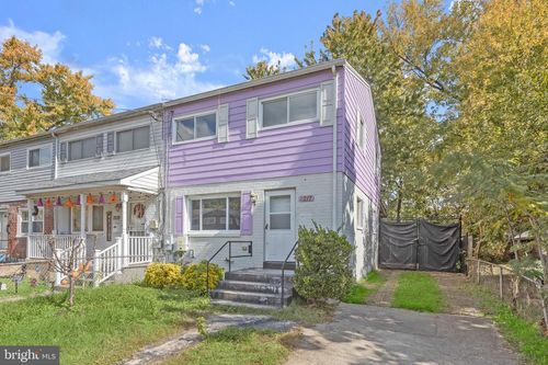 2217 Columbia Pl, HYATTSVILLE, MD, 20785-4955 | Card Image