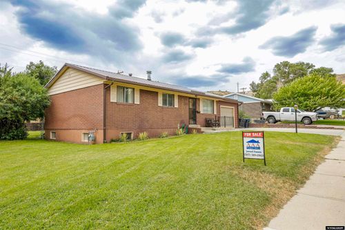 105 Miller St, Green River, WY, 82935-5019 | Card Image