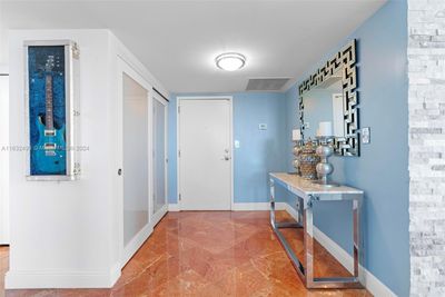 2412 - 301 174th St, Condo with 2 bedrooms, 2 bathrooms and null parking in Sunny Isles Beach FL | Image 2