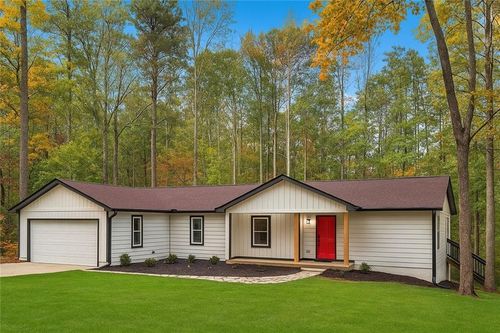 6881 Hickory Hollow Dr, Douglasville, GA, 30135-3561 | Card Image