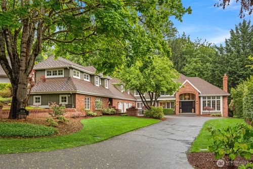 18138 Ne 130th Pl, Redmond, WA, 98052-1314 | Card Image