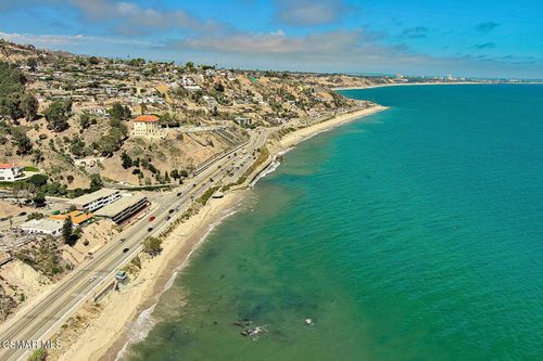 18315 Coastline Dr, Malibu, CA, 90265 | Card Image