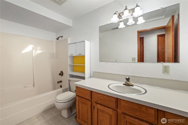 141 E Deer Creek Rd, House other with 3 bedrooms, 4 bathrooms and 12 parking in Shelton WA | Image 24