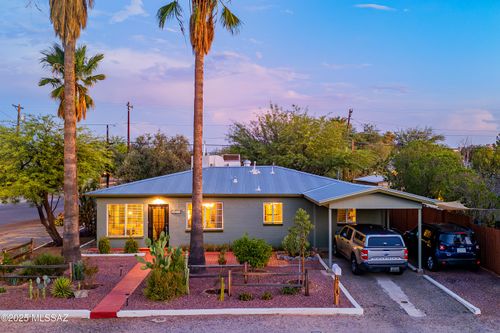2142 E Copper St, Tucson, AZ, 85719-3212 | Card Image