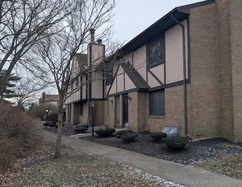 71-5354 Shannon Ln, Columbus, OH, 43235-7291 | Card Image
