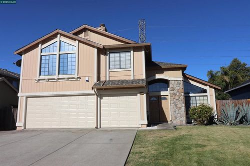 4632 Country Hills Dr, Antioch, CA, 94531-7758 | Card Image