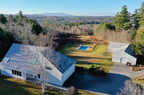 408 Knights Hill Road, New London, NH, 03257 | Card Image