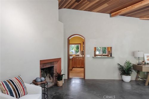2 Chuckwagon Rd, Rolling Hills, CA, 90274-5277 | Card Image