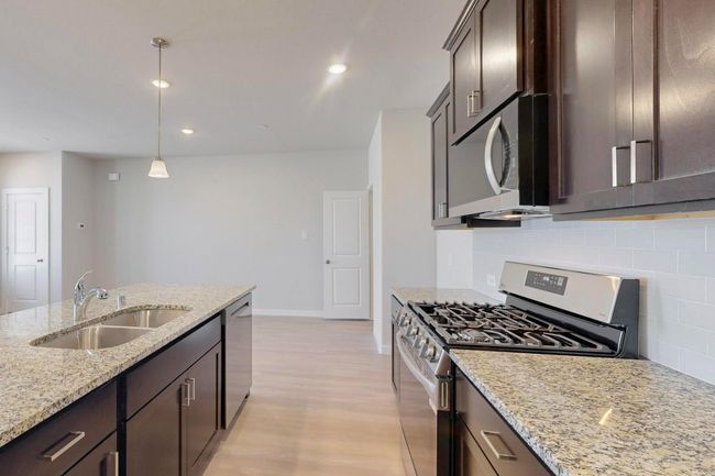 1520 Solterra Blvd, Townhouse with 3 bedrooms, 3 bathrooms and null parking in Mesquite TX | Image 9