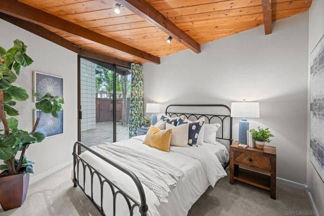 2036 Santa Fe Ave, Condo with 3 bedrooms, 2 bathrooms and 4 parking in Del Mar CA | Image 17