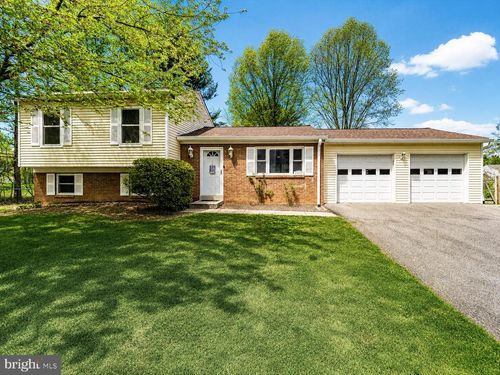 13517 Winterspoon Ln, GERMANTOWN, MD, 20874-1036 | Card Image