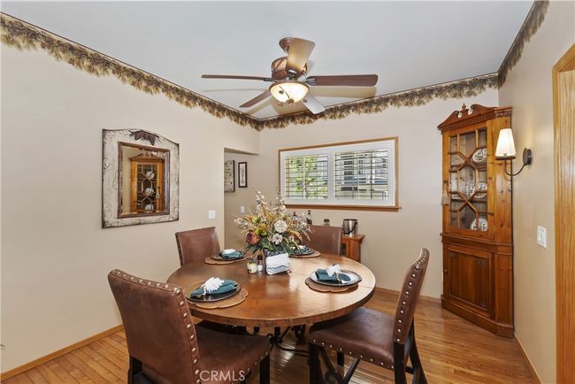 375 Meadow Cir N, House other with 4 bedrooms, 3 bathrooms and 2 parking in Big Bear Lake CA | Image 19