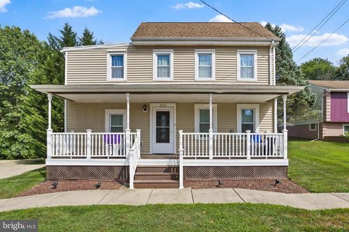 592 New York Ave, Columbus, NJ, 08022-2005 | Card Image