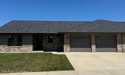 2402 5th St W, Dickinson, ND, 58601-2464 | Card Image