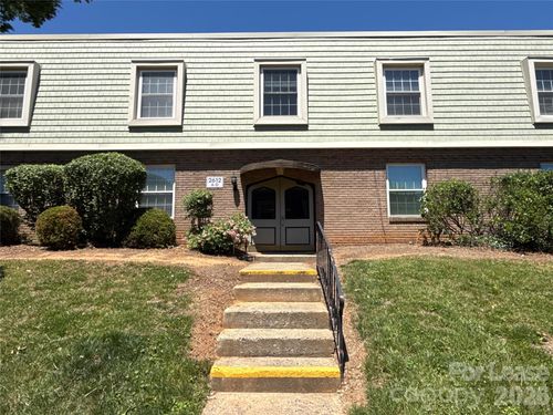 c-2612 Park Rd, Charlotte, NC, 28209-1372 | Card Image