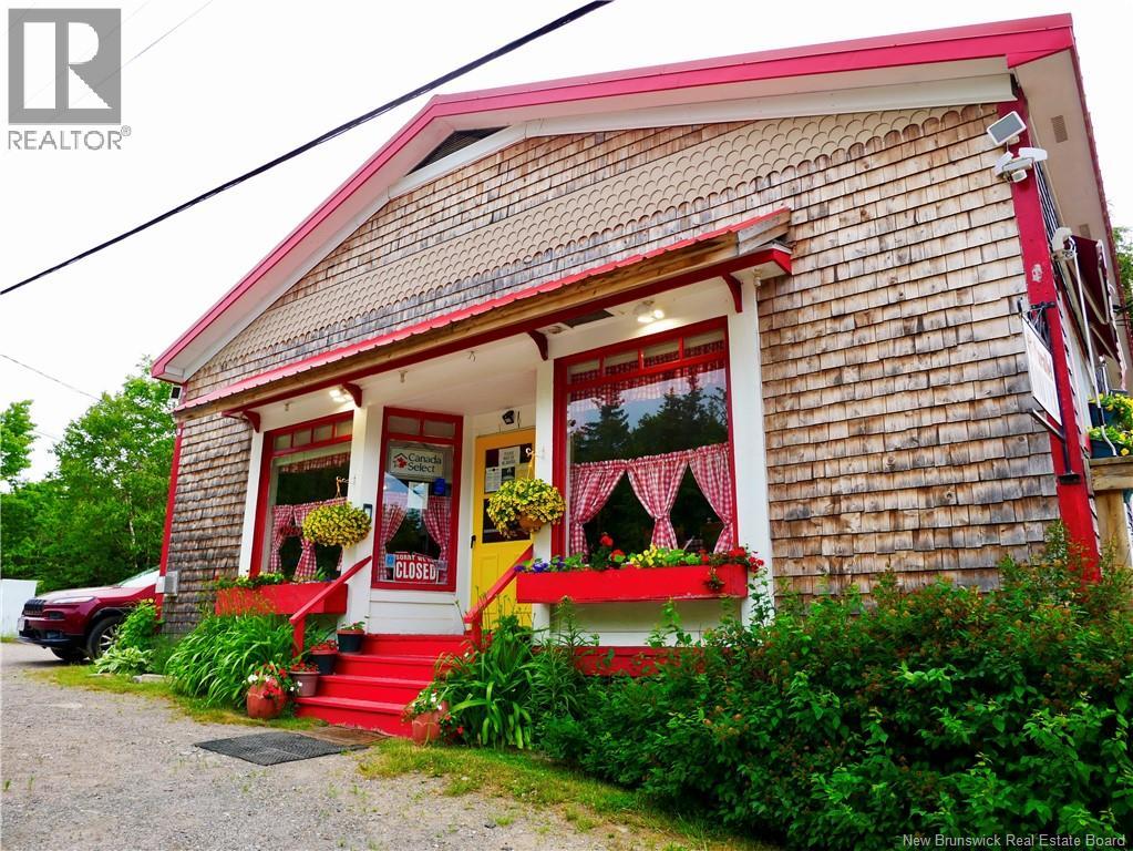 Residential in Fairhaven 3