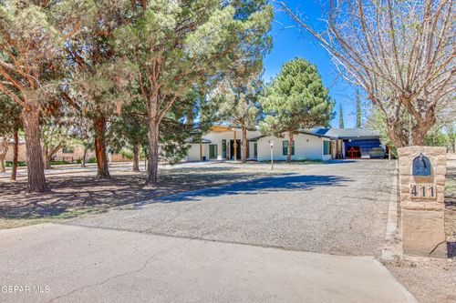 411 Lombardy Ave, El Paso, TX, 79922-1721 | Card Image