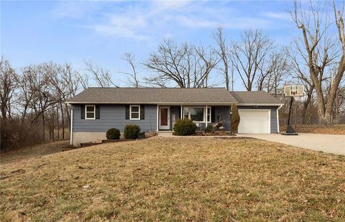 117 Meadow Ln, Warrensburg, MO, 64093-2616 | Card Image