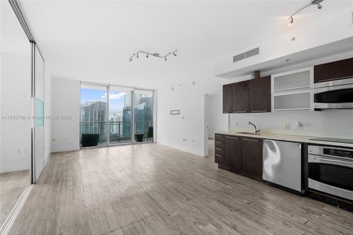 apt-4203-90 Sw 3rd St, Miami, FL, 33130-4068 | Card Image