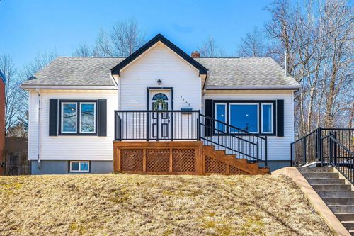3160 Veith St, Halifax, NS, B3K3G8 | Card Image