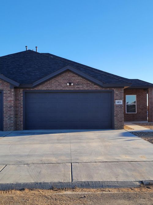 a-b-1402 16th St, Shallowater, TX, 79363-3168 | Card Image