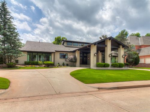 5620 Oak Tree Road, Edmond, OK, 73025 | Card Image