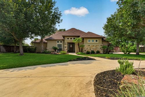1641 Clover Rdg, Pleasanton, TX, 78064 | Card Image