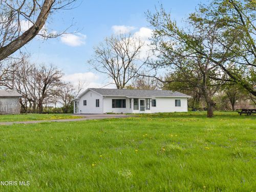 2861 Latcha Rd, Millbury, OH, 43447-9787 | Card Image
